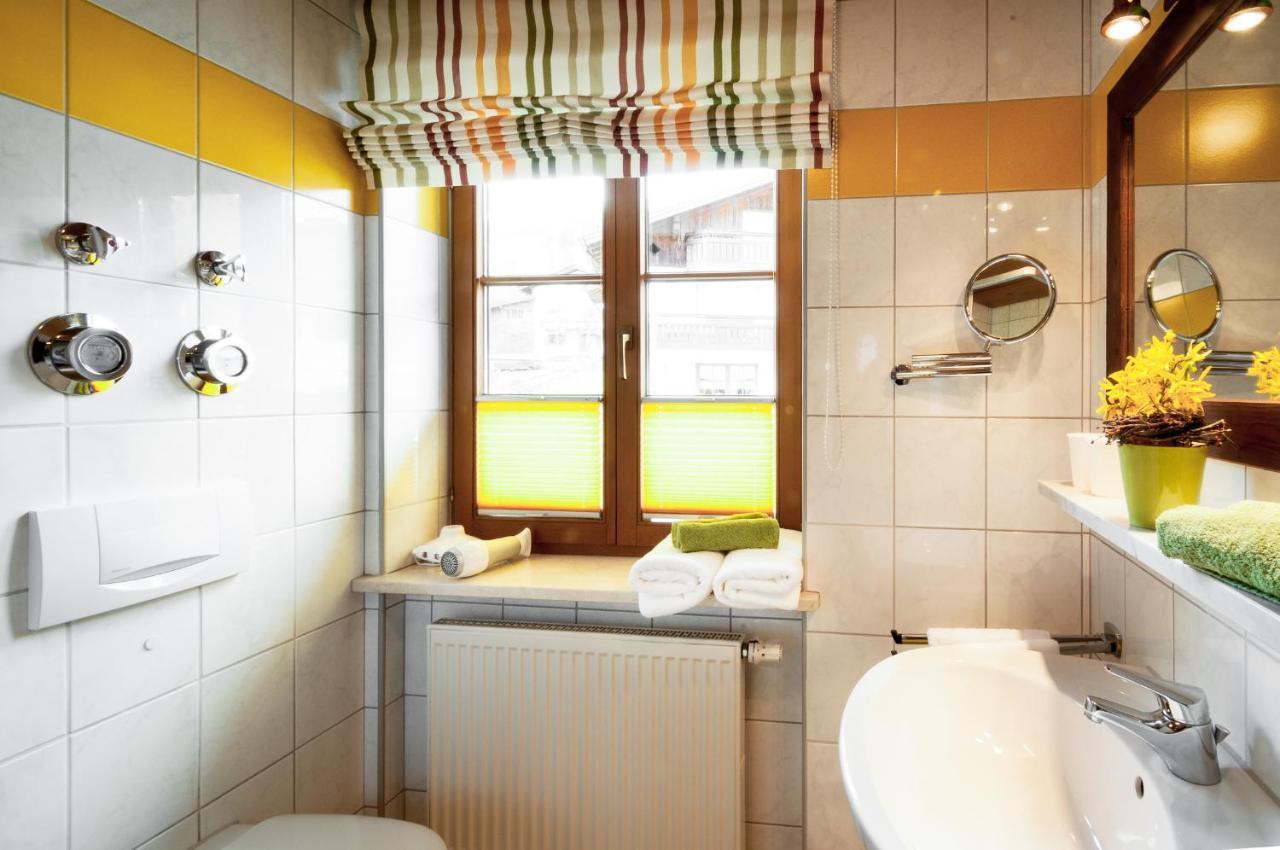 Wohlfuehl-Ferienwohnungen Schneider บาดฮินเดลัง ภายนอก รูปภาพ